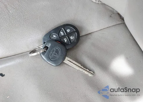 2014 Toyota Sienna Xle V6 8 Passenger из США, поврежденный, VIN 5TDYK3DC1ES473316